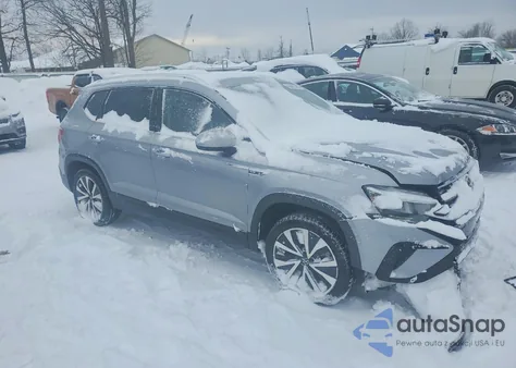 2023 Volkswagen Taos Se z USA, uszkodzony, nr VIN 3VVEX7B28PM321673